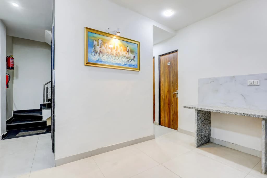 Super Hotel O Sector 25 Near Iskcon Temple Formerly Hotel Amazing House - photo 14