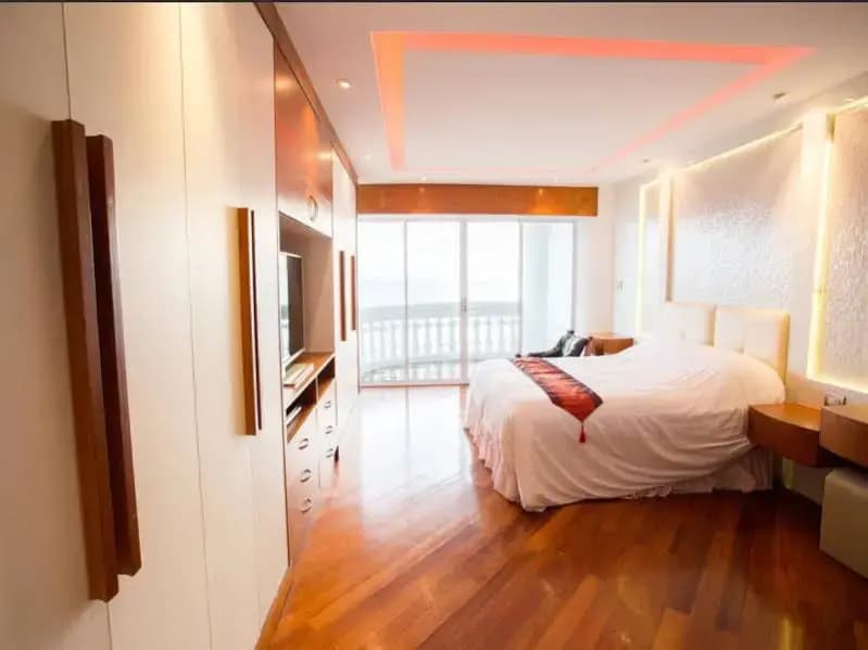 No.707@Park Beach Condominium - photo 4