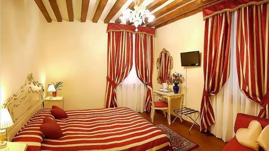 San Luca Splendid Suites - photo 6