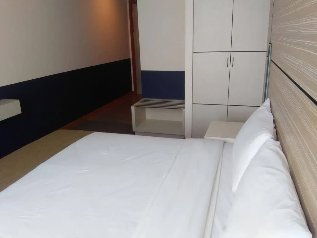 Grand Medallion Hotel - photo 4