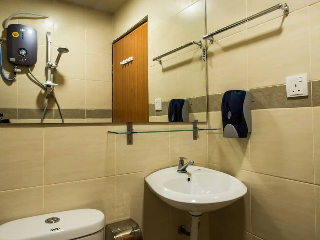 Goldbrick Hotel - photo 9
