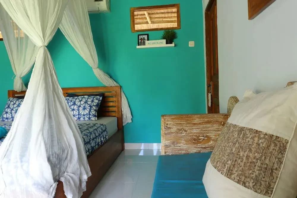 Monkey Surfcamp Bali Guesthouse - photo 4