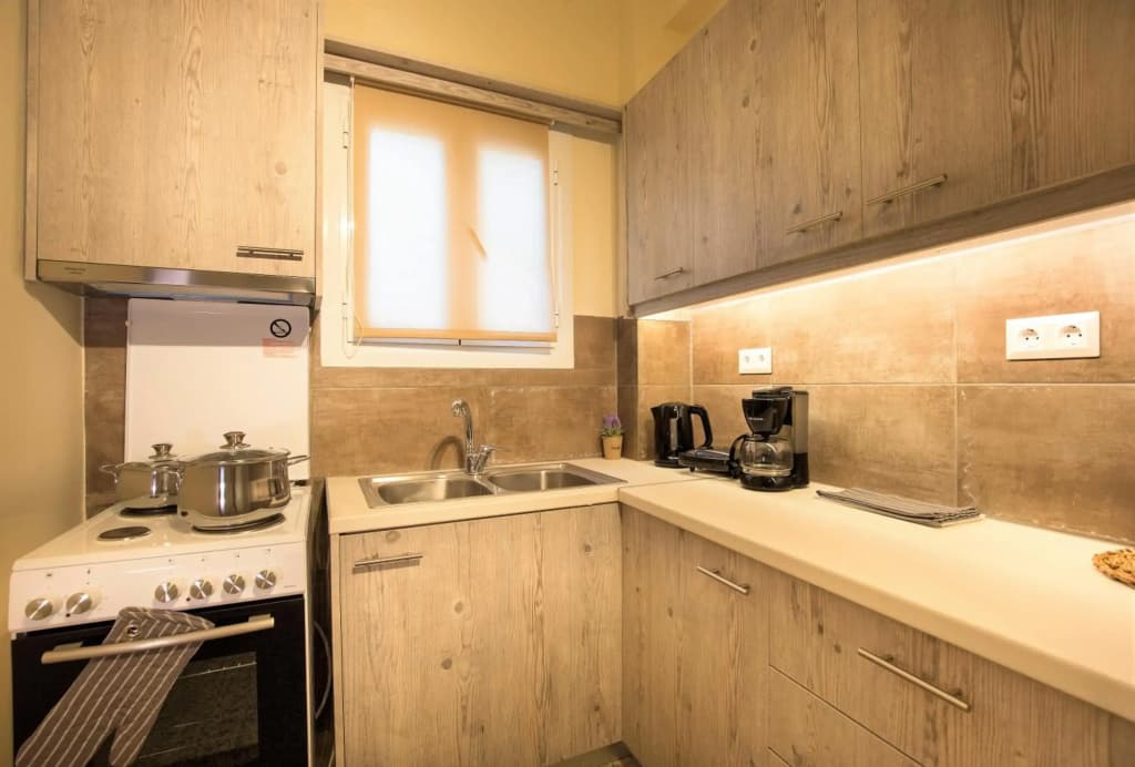 Lycabettus Quiet Renovated Apartment - photo 1