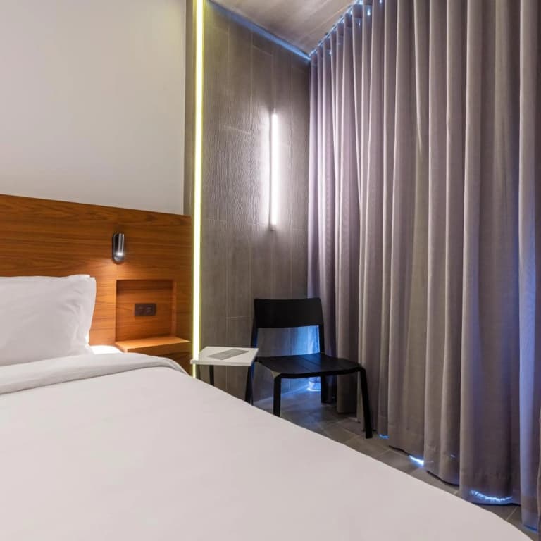 Reno Hotel Bangkok - photo 30