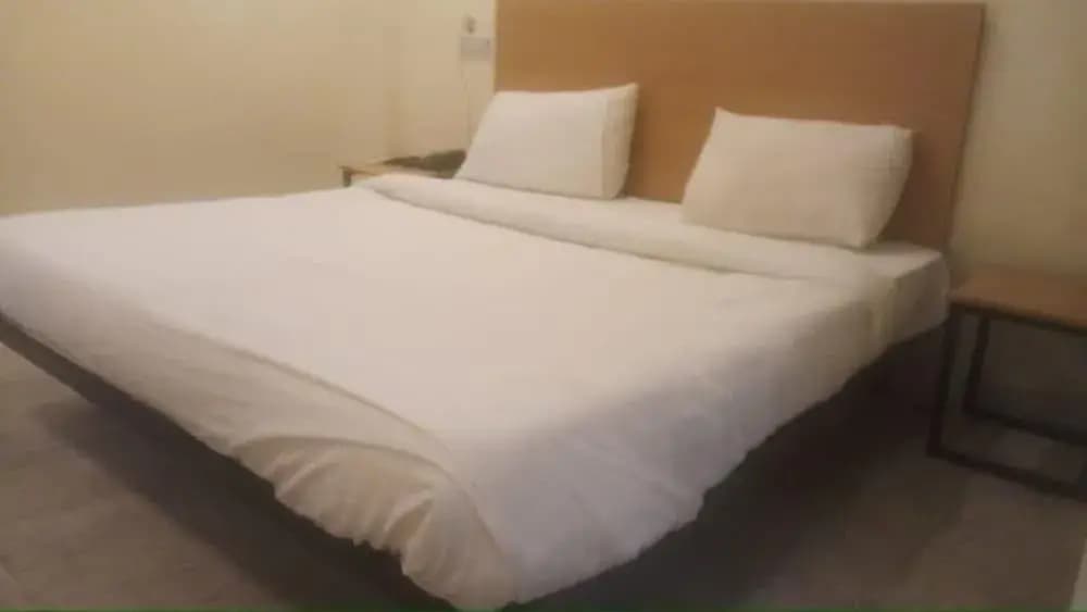 ADB Rooms Days Inn - photo 3