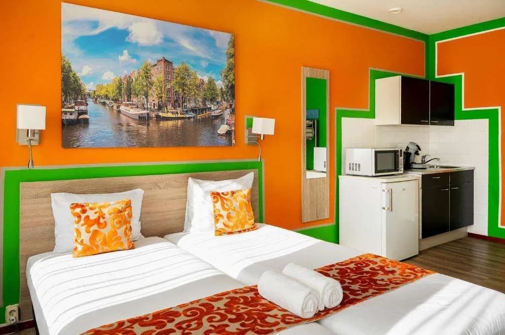 Amsterdam Teleport Hotel - photo 43