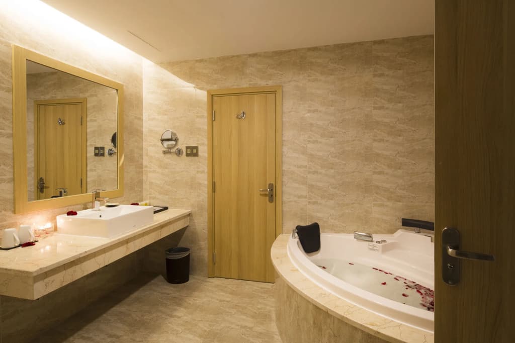Muong Thanh Luxury Nha Trang Hotel - photo 10
