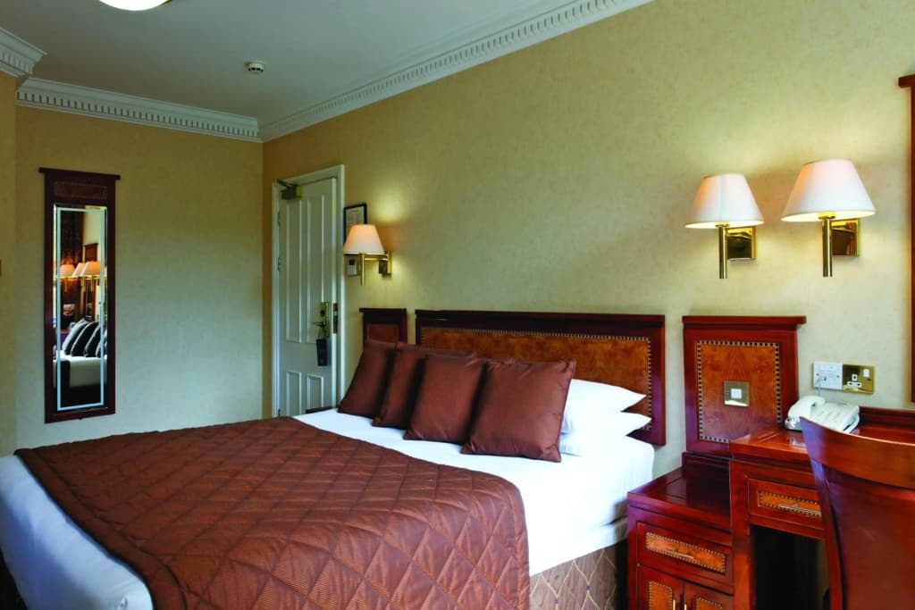 Grange Clarendon - photo 25