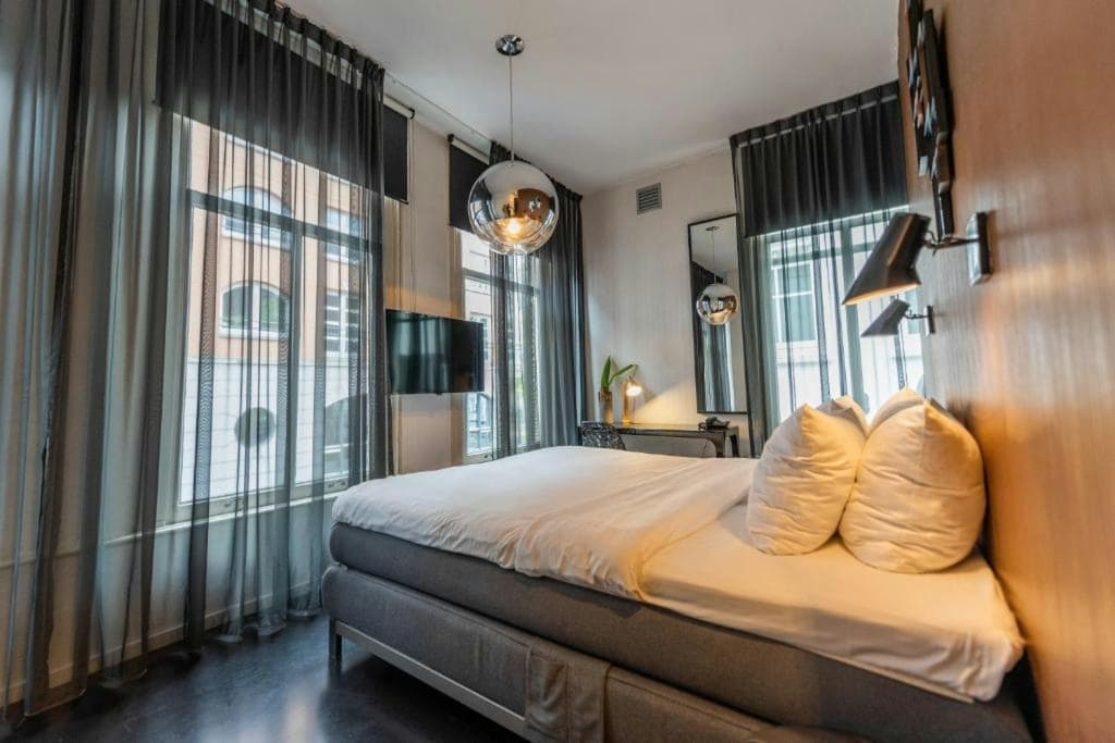 Hotel V Frederiksplein - photo 5