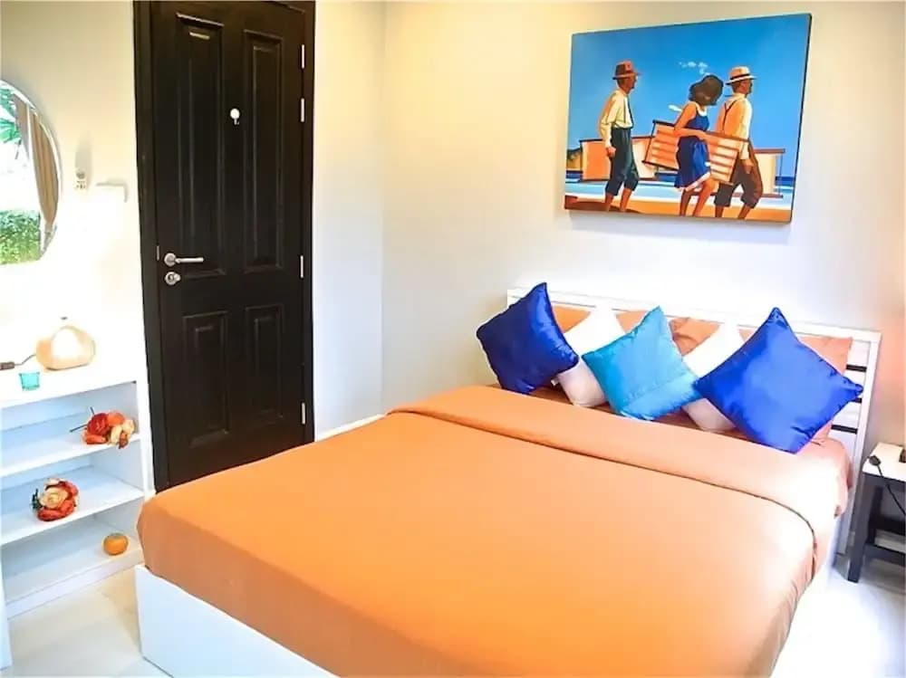 Kamala Regent 2 bedrooms Pool Access Apartment - photo 4