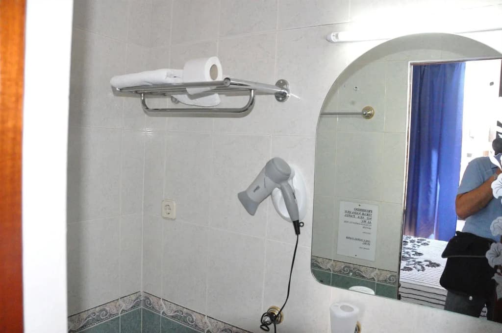 Hostal Miami - photo 7