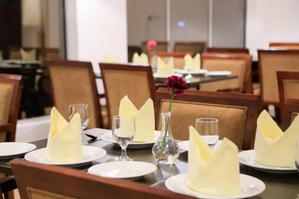 Muscat Inn Hotel - photo 26
