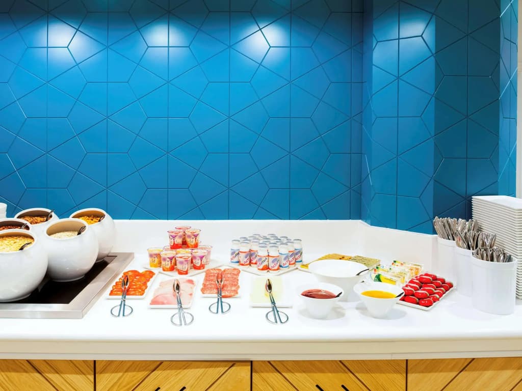 ibis Styles Edinburgh Centre St Andrew Square - photo 11