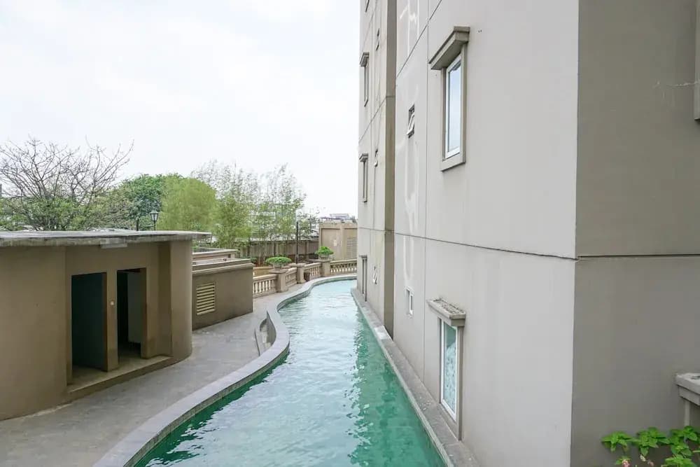 Fully Furnished with Comfortable 2BR Grand Palace Kemayoran Apartment - photo 12