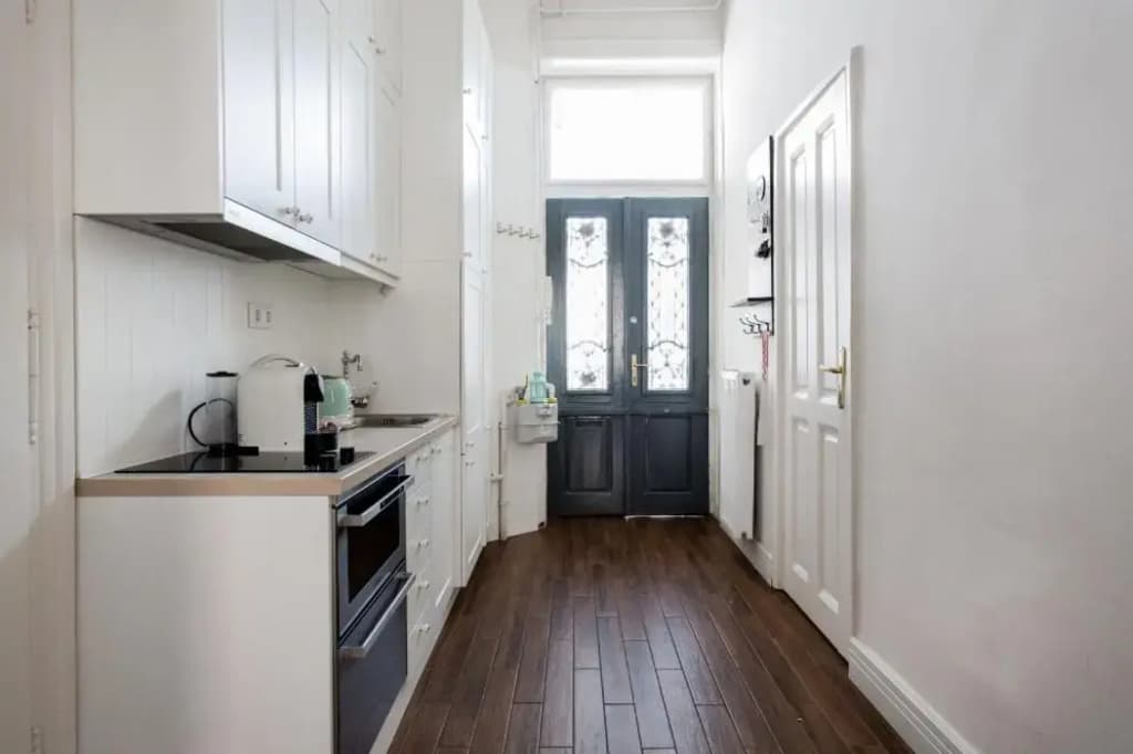 Opera Apartment with Garage, 2BR & 2BTH, AC - photo 18