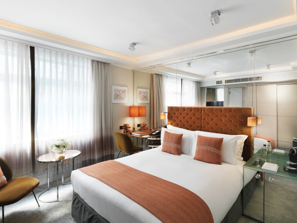 The Athenaeum Hotel & Residences - photo 38