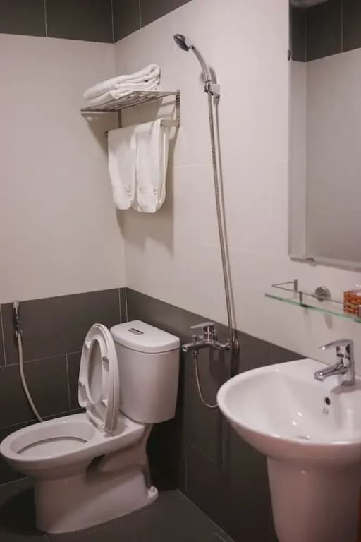 Thong Nhat Guesthouse - photo 8