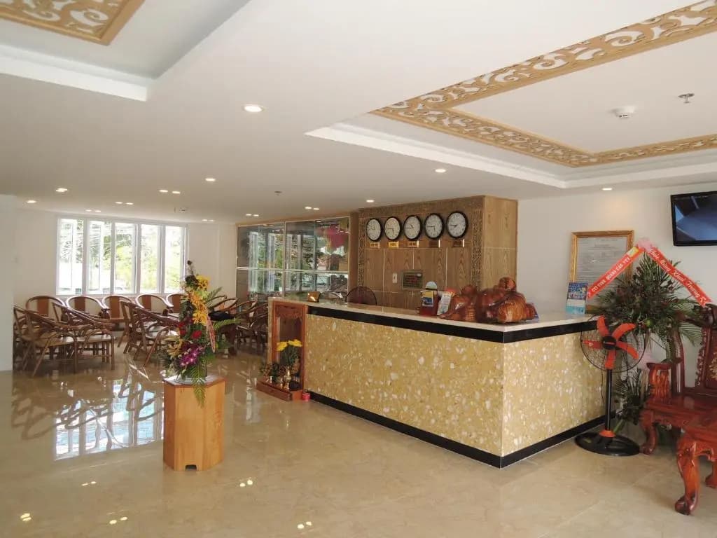 Nang Vang Hotel - photo 2