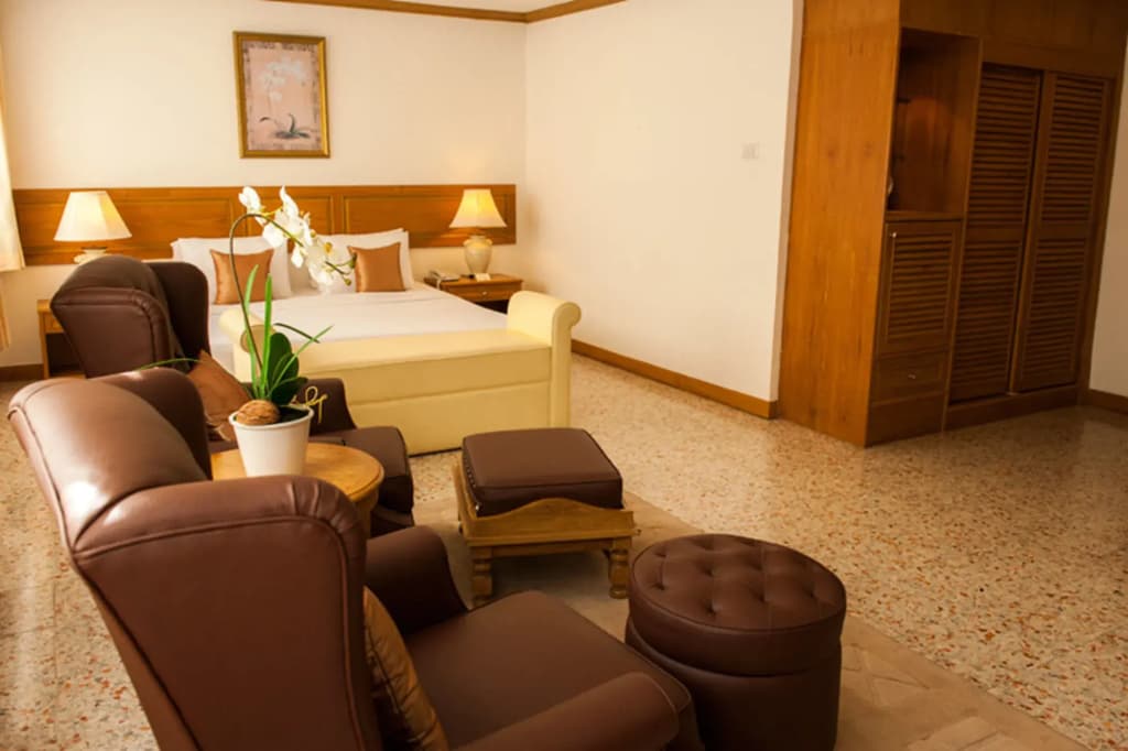 Lido Beach Hotel Pattaya - main photo