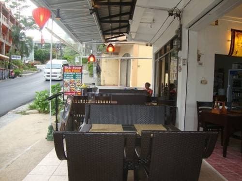 Gaeng Phet Restaurant & Guesthouse - photo 11