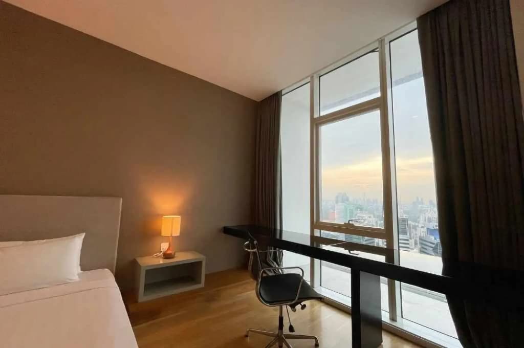 #3 Private Spacious 3Bedroom KLCC Sky Pool!! ^^ - photo 2