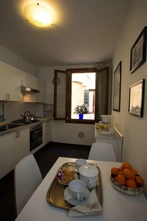 Venice Gallery - photo 23