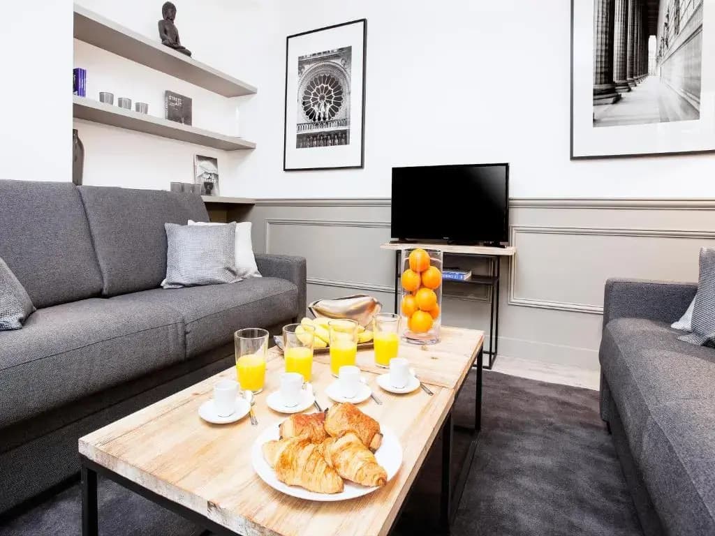 LivinParis - Luxury 3 Bedrooms Le Marais I - photo 12