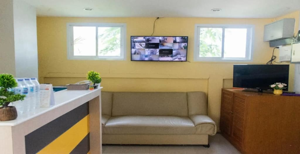 Suree Place Hostel - photo 4