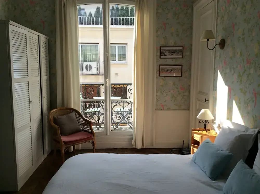 Chambres d'Hôtes Quartier Champs Elysées - photo 3