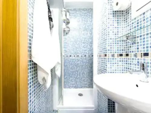 Apartment With in Madrid With Wifi - photo 8