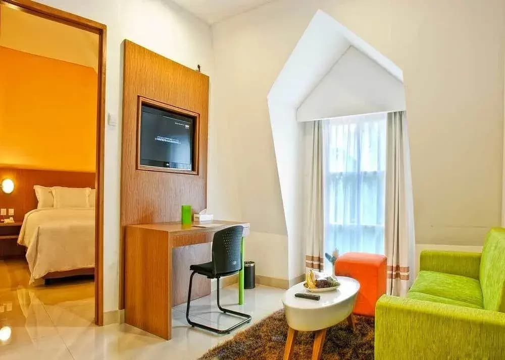 ZEN Premium Pancoran Pomelotel - photo 25