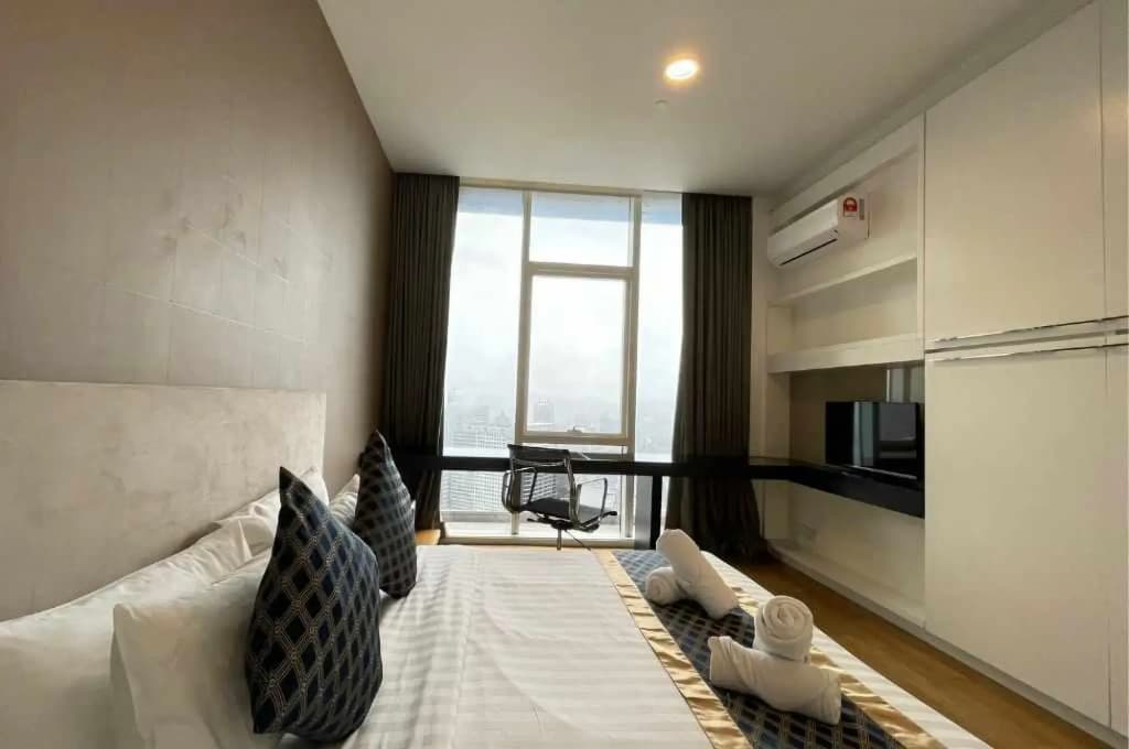 #1A Private Bath Tub Apartment KLCC Sky Pool ^^ - photo 7