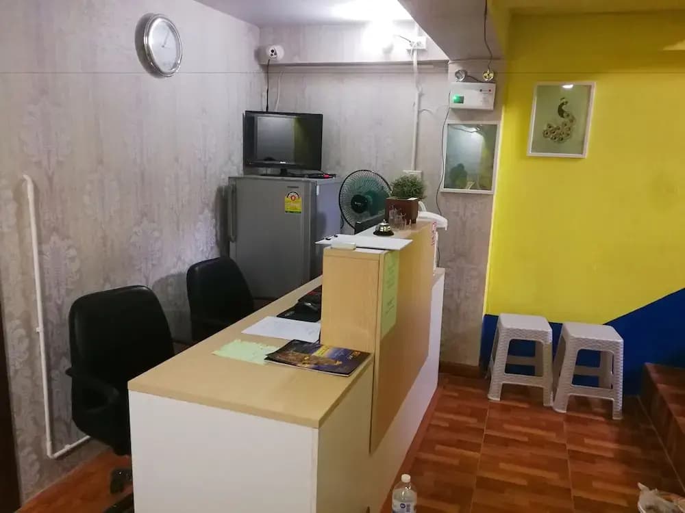 Miku Guesthouse - photo 9