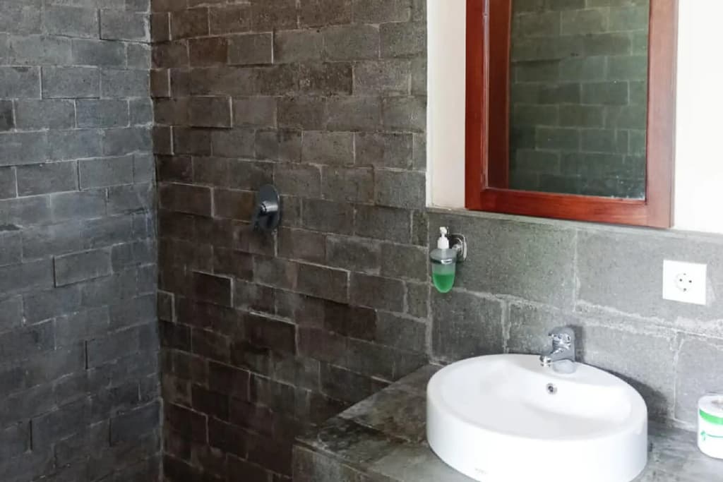 Kunyit Homestay RedPartner - photo 4
