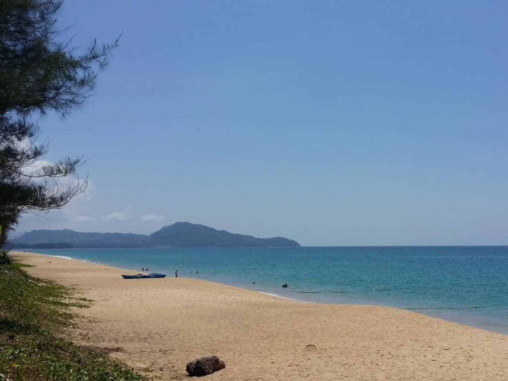 Maikhao Beach Bungalows - photo 2