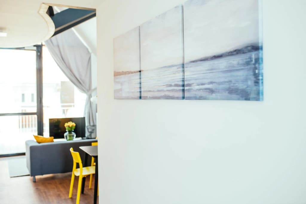 Fantastic Loft with Balcony - photo 2