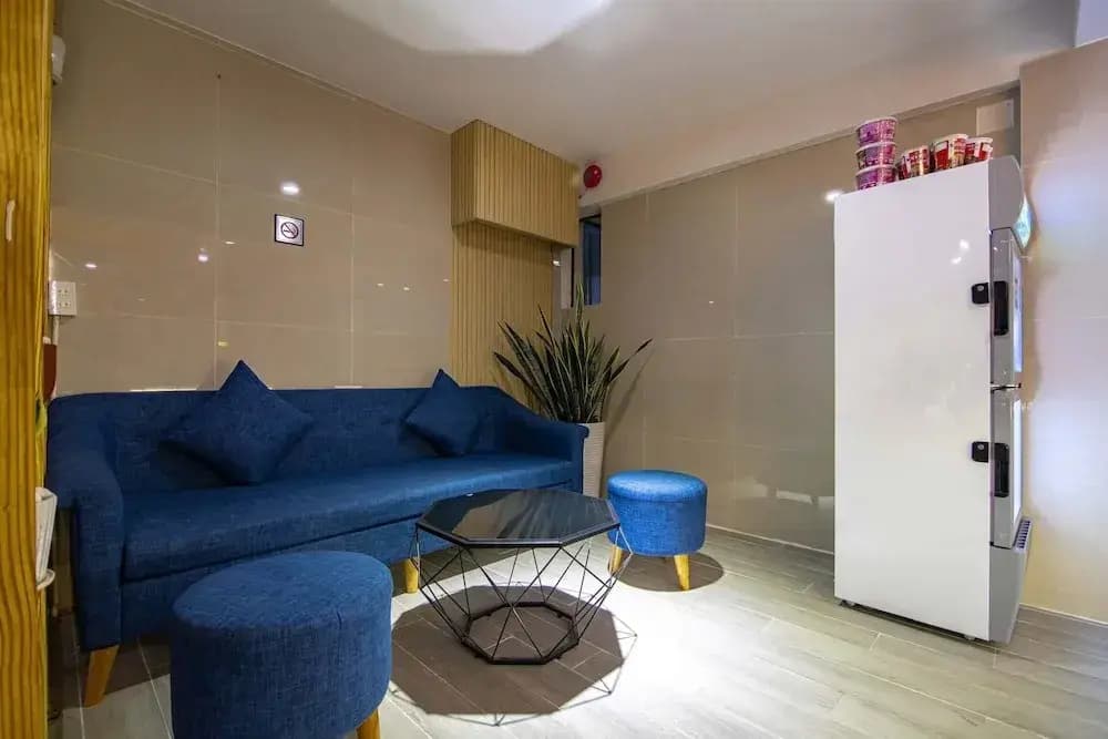 Bin Bin Hotel 14 - Near Vstar School D7 - photo 11