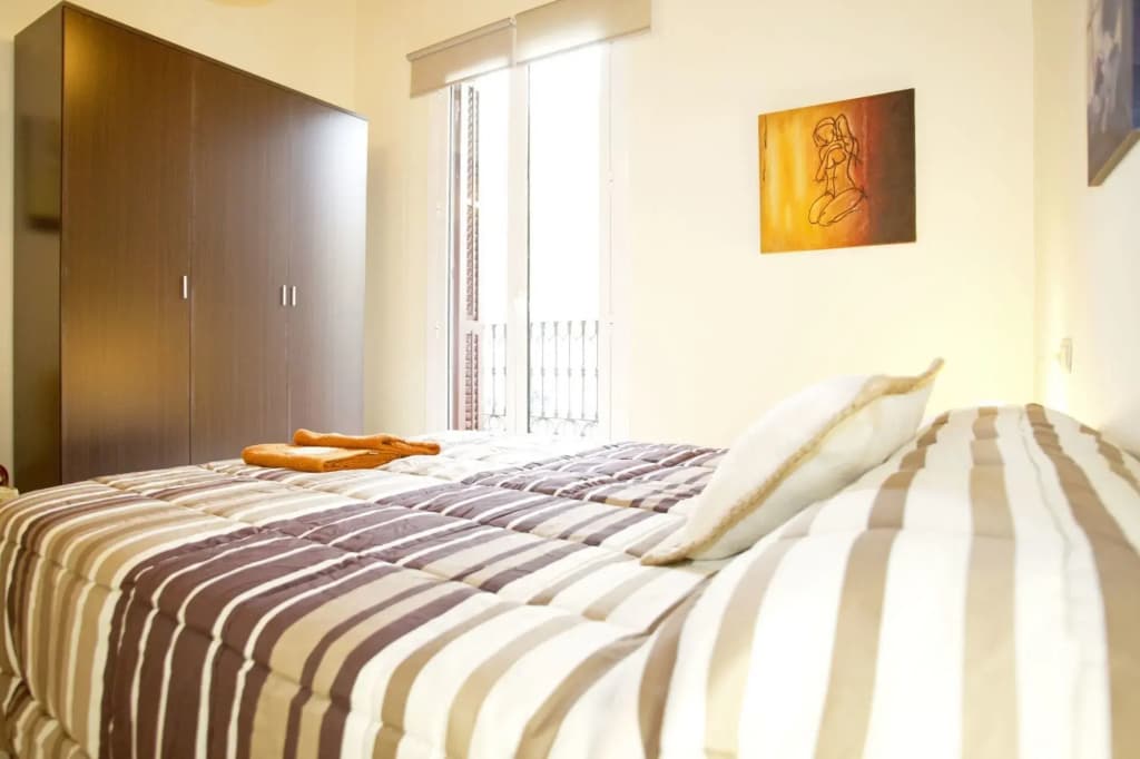 BBarcelona Luxury Ramblas Flat - photo 5