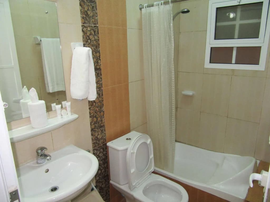 Alferdous Hotel Apartments - photo 8