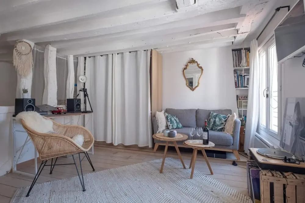 Stylish Apartment for 2 in the Heart of Paris - photo 5