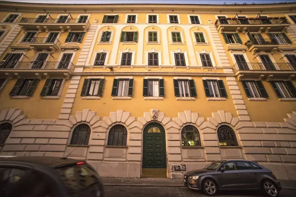 Corner 8 - main photo