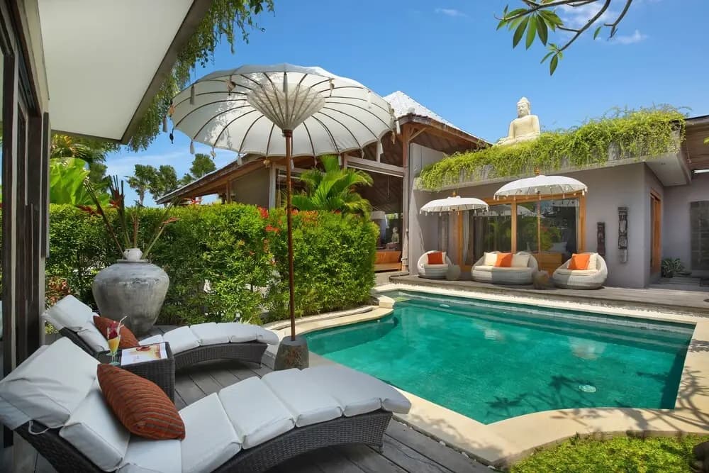 XXL Seminyak Sunset Boutique Villa - photo 12