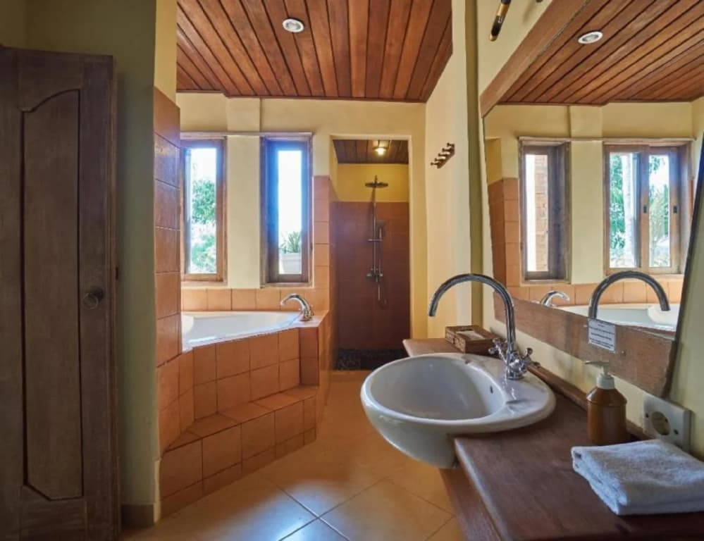 Tegal Sari Accomodation - photo 7