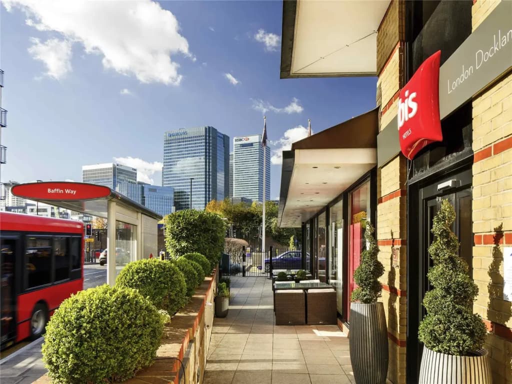ibis London Docklands Canary Wharf - photo 19