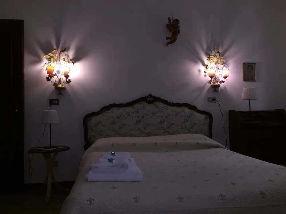 Aunt's Home - photo 5