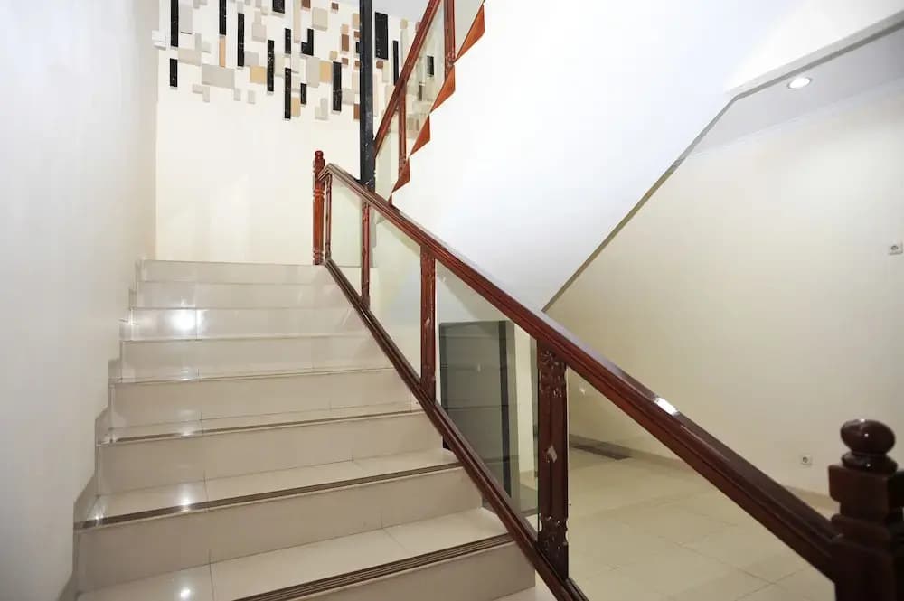 Airy Tebet Utara Jakarta - photo 10