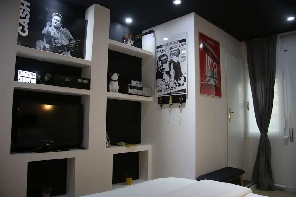 Mila Guest House - photo 17