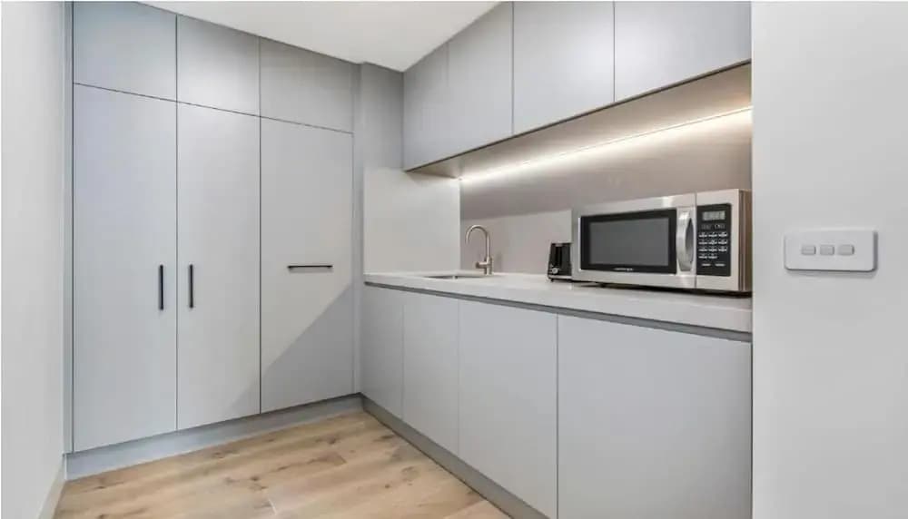 Luxury Penthouse with Bay and City Views - photo 12