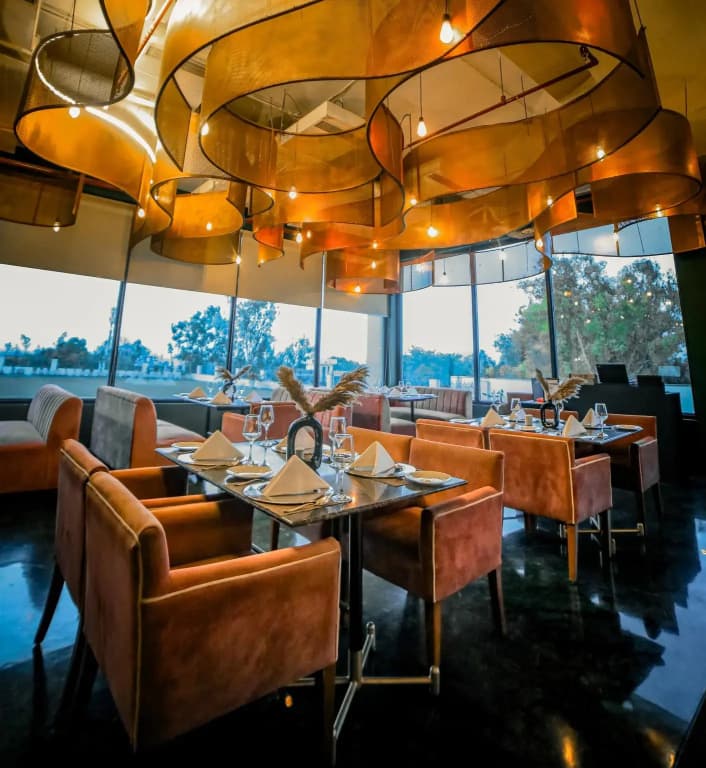 Park Boulevard Hotel - photo 11