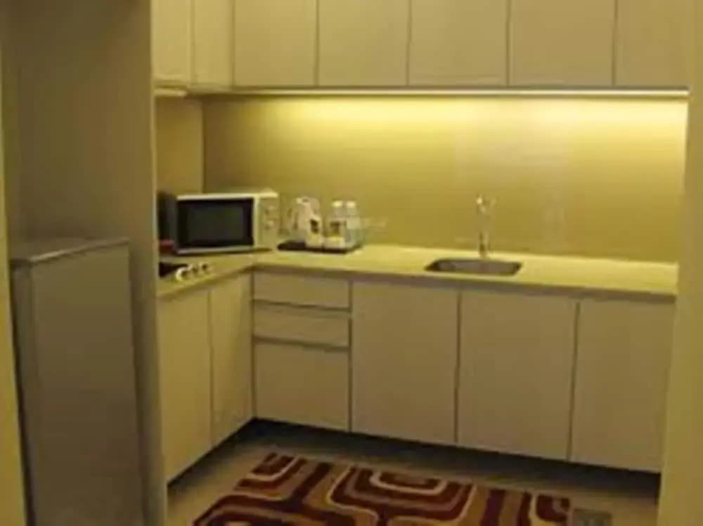 Swiss Garden Residence SS Suite - photo 18